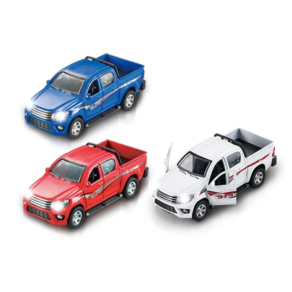 1:32 Toyota Pickup Alloy Recoil Open 2-Door Car with Light Music